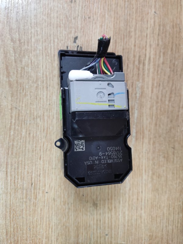 Кнопка стеклоподъемника передняя правая RDX 12-19 2014 Внедорожник 3.5 J35Z2