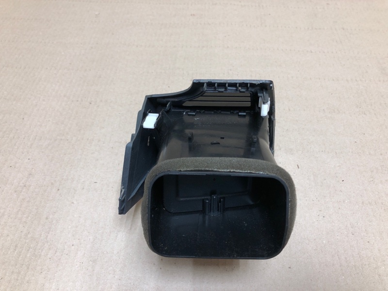 Дефлектор воздушный правый TOYOTA CAMRY 40 06-11 ACV40 2.4 2AZFE