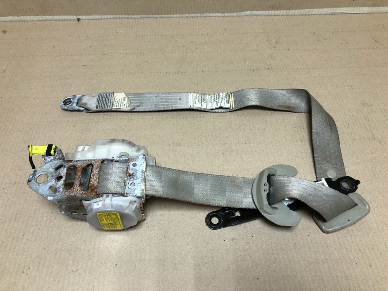 Ремень безопасности передний правый CAMRY 40 06-11 2008 ACV40 2.4 2AZFE