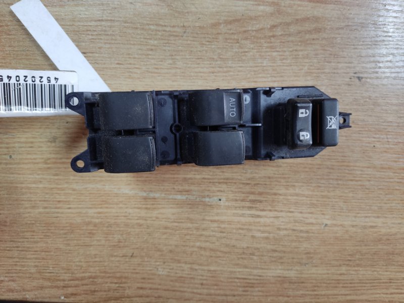 Блок управления стеклоподъемниками передний левый TOYOTA TUNDRA 13- 2014 GSK51 4.0 1GRFE 84820-0R030 Б/У