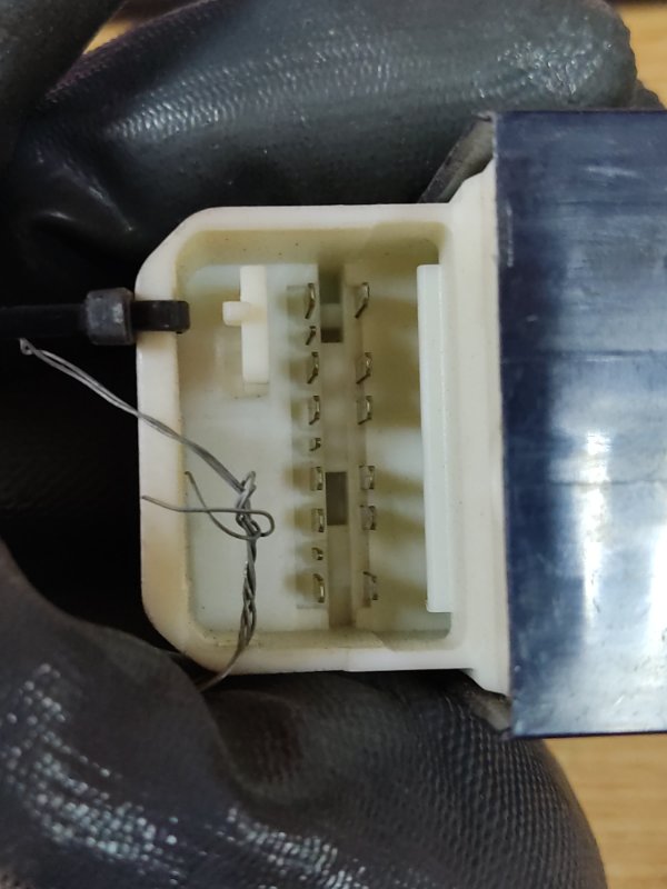 Блок управления стеклоподъемниками передний левый TOYOTA TUNDRA 13- GSK51 4.0 1GRFE