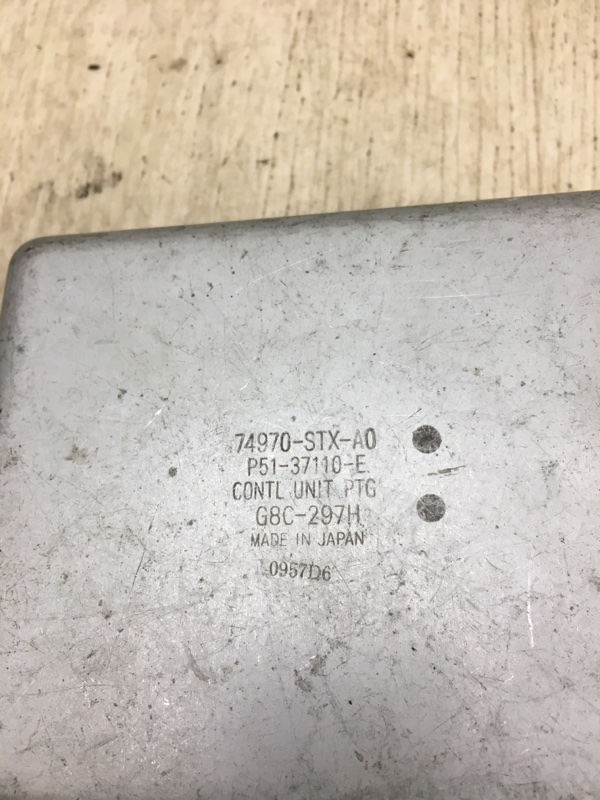 Блок управления крышкой багажника MDX (YD2) 06-13 YD2