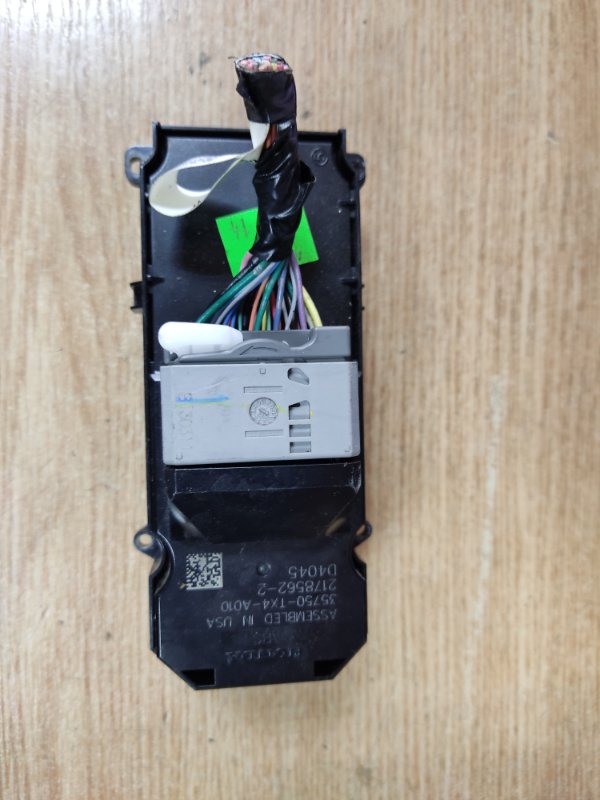 Блок управления стеклоподъемниками передний левый RDX 12-19 2014 Внедорожник 3.5 J35Z2