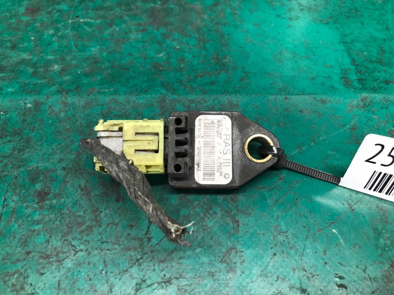 Датчик удара передний правый DODGE AVENGER 07-14 2011 JS 3.6 ERB 68056162AA Б/У