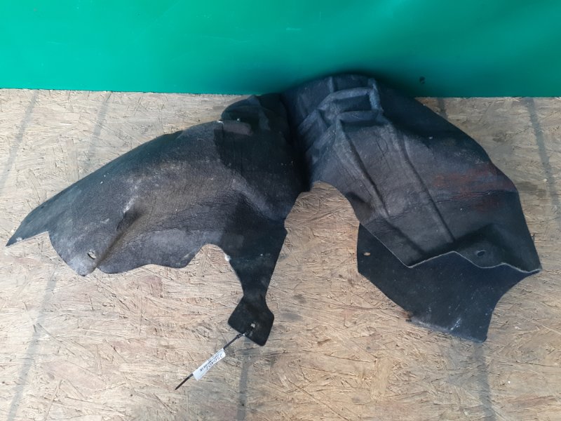 Подкрылок задний правый JETTA USA 10-17 2011 CBTA 2.5L