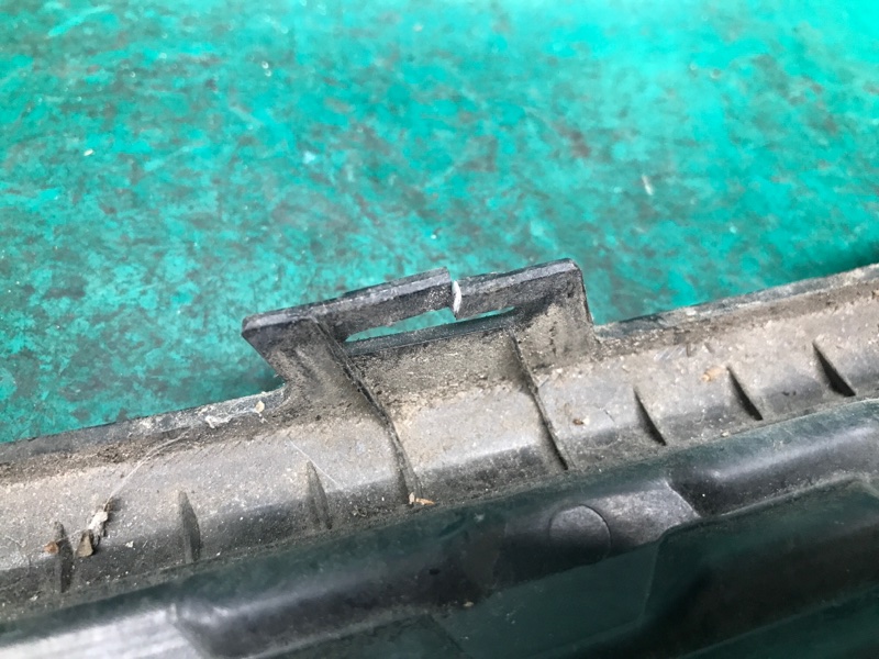 Накладка бампера передняя правая MDX (YD3) 13-21 2016 Внедорожник 3.5 J35Y5