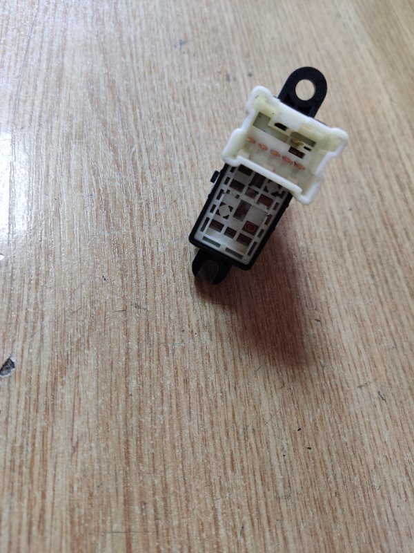 Кнопка стеклоподъемника передняя правая LEGACY 09-15 BM 2011 Седан 2.5 EJ253