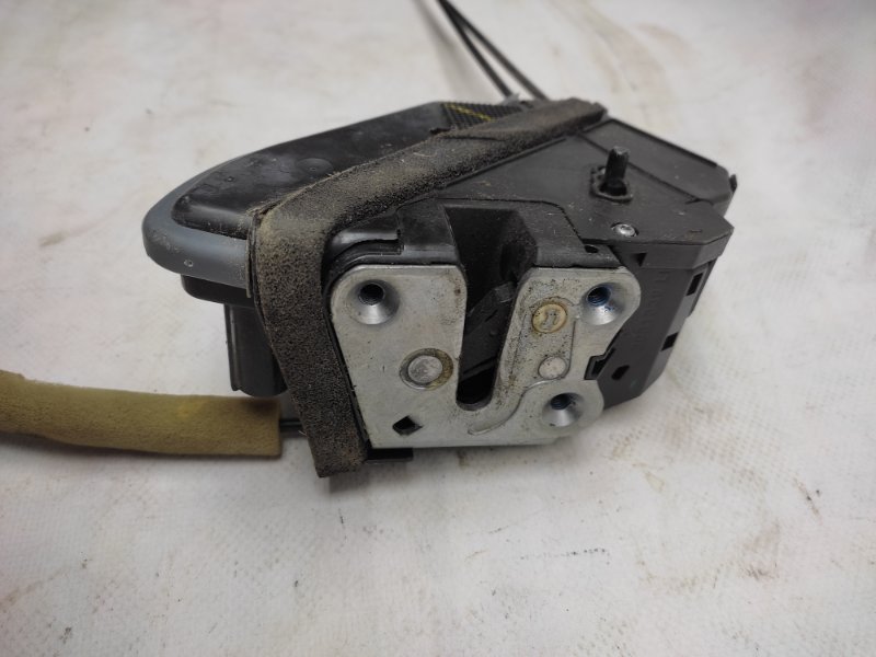 Замок двери задний левый QX60/JX35 12-20