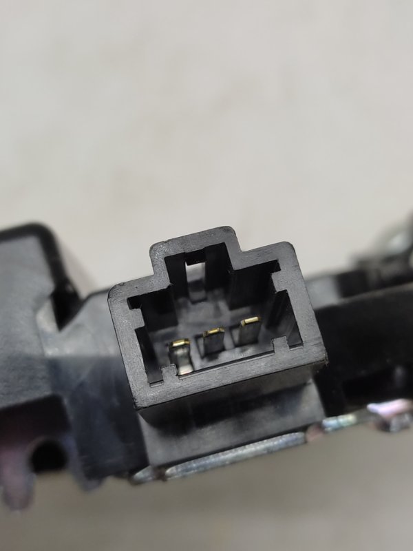 Замок крышки багажника задний ACURA ILX 12-16 UDE 2.0 R20A3