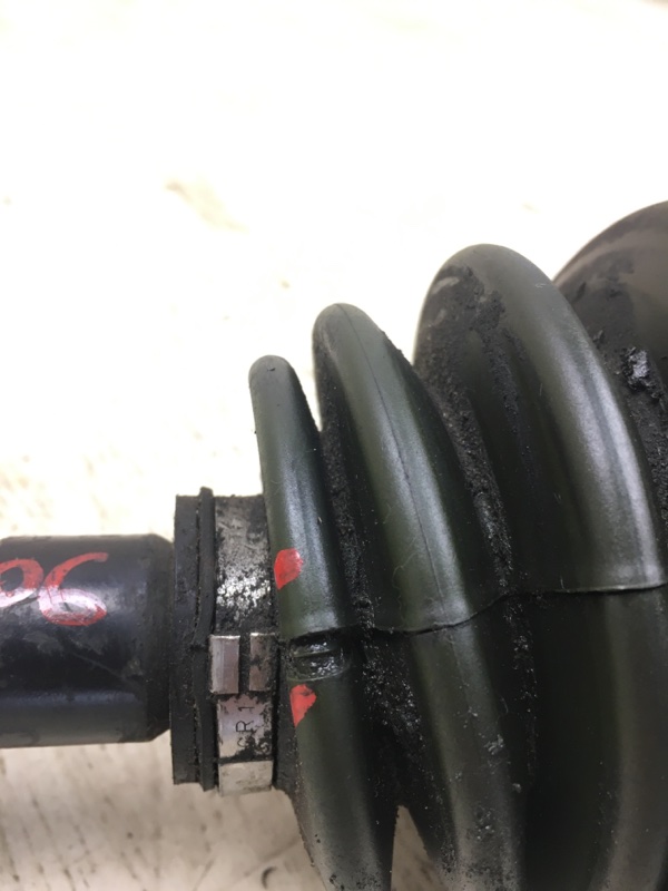 Привод передний правый MAXIMA A33 99-02