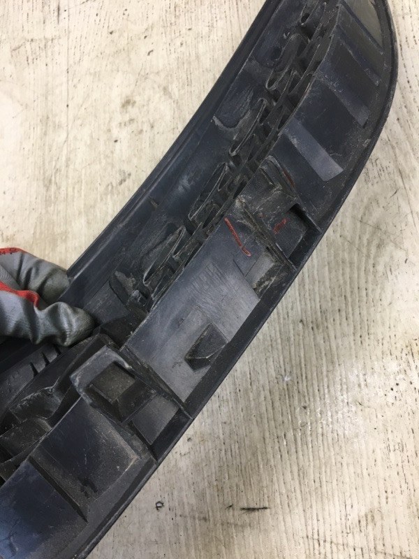 Решетка радиатора 3 BK 03-08