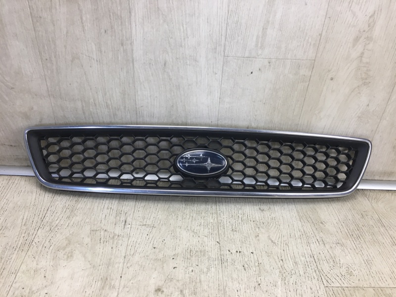 Решетка радиатора SUBARU LEGACY 98-03 BH/BE