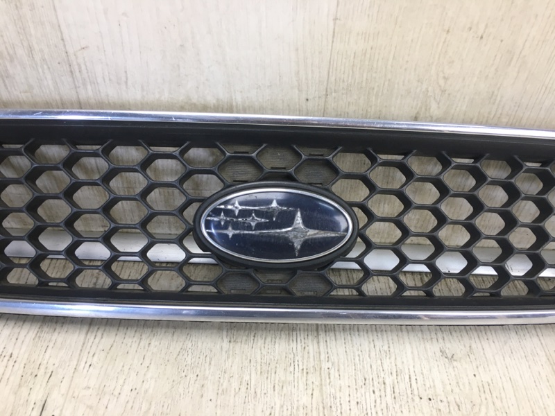 Решетка радиатора LEGACY 98-03 BH/BE 2001 - 02