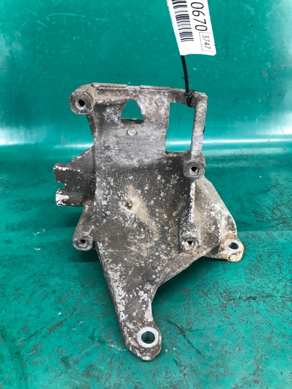 Кронштейн компрессора кондиционера SUBARU FORESTER SG 02-07 Внедорожник 2.5 EJ251