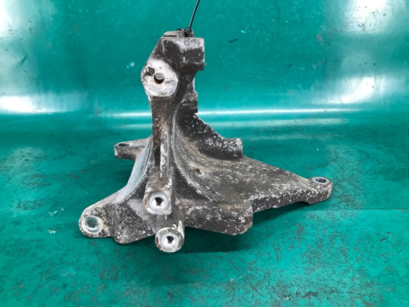 Кронштейн компрессора кондиционера FORESTER SG 02-07 2003 Внедорожник 2.5 EJ251