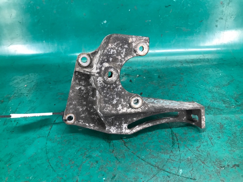 Кронштейн насоса ГУР SUBARU FORESTER SG 02-07 Внедорожник 2.5 EJ251