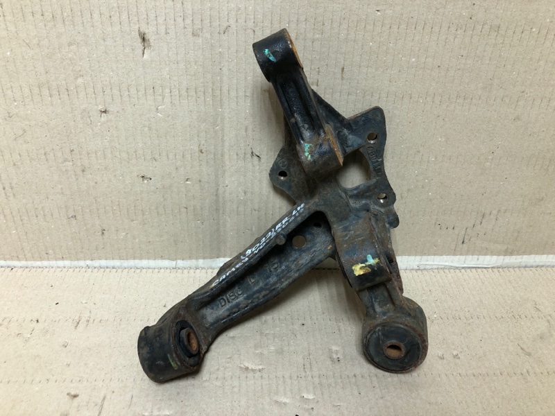 Цапфа задняя левая CAMRY 40 06-11 2008 ACV40 2.4 2AZFE