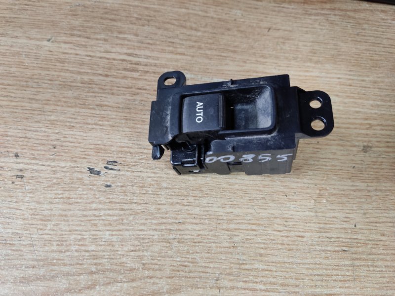 Запчасть кнопка стеклоподъемника задняя левая LEXUS ES350 06-12 2009 Седан 3.5 84810-33110 Б/У Кнопка стеклоподъемника задняя левая LEXUS ES350 06-12 2009 Седан 3.5 84810-33110 Б/У