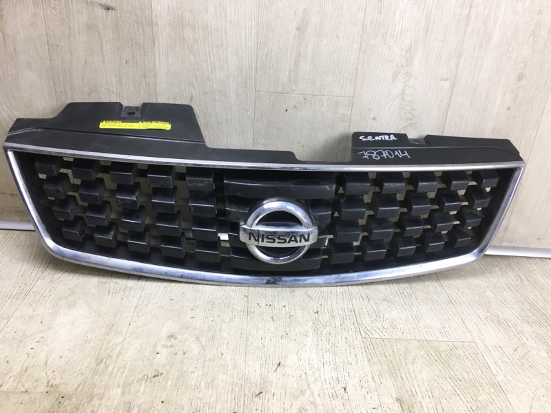 Решетка радиатора NISSAN SENTRA (B16) 06–12 62070ET000 Б/У