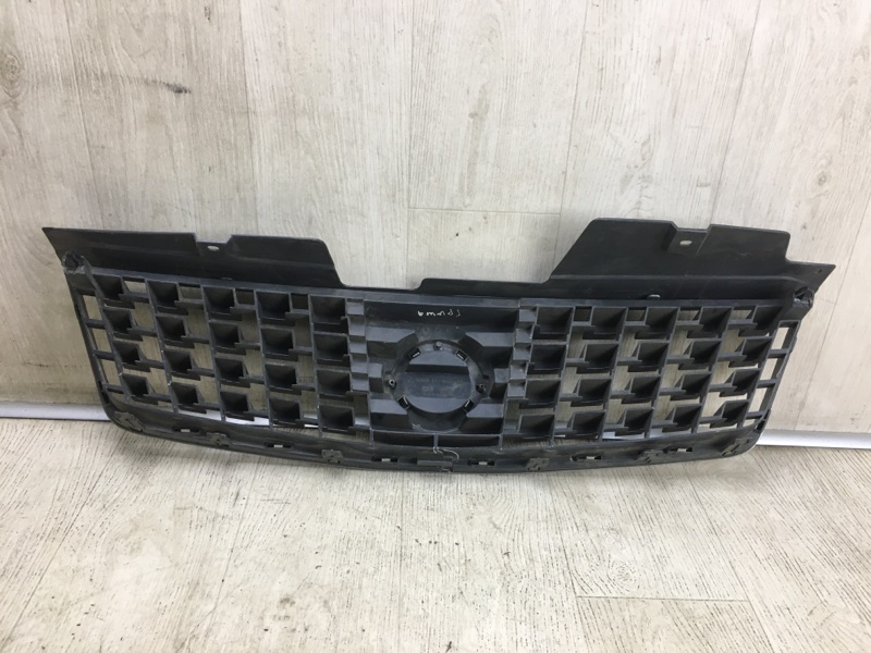 Решетка радиатора SENTRA (B16) 06–12