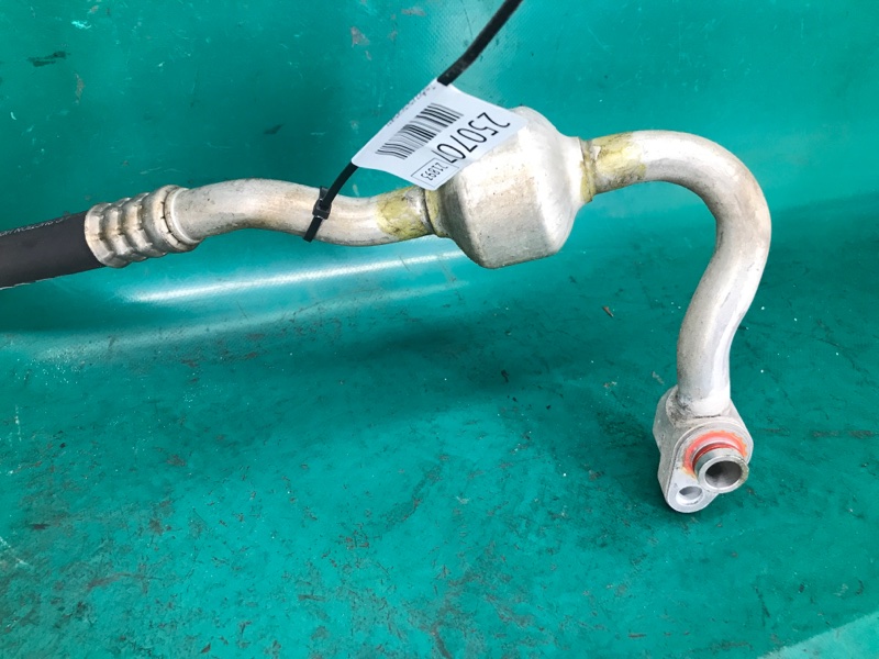 Трубка кондиционера FIESTA 08-17 2013 Хэтчбек 1.6 XDEZ