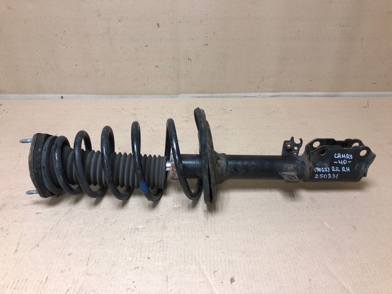 Запчасть амортизатор задний правый TOYOTA CAMRY 40 06-11 2008 ACV40 2.4 2AZFE 48530-09M20 Б/У Амортизатор задний правый TOYOTA CAMRY 40 06-11 2008 ACV40 2.4 2AZFE 48530-09M20 Б/У