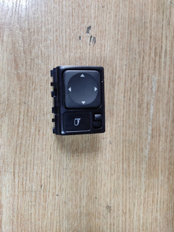 Блок управления зеркалами NISSAN SENTRA B17 12-21 2017 Седан 1.8 25570-3RA1A Б/У