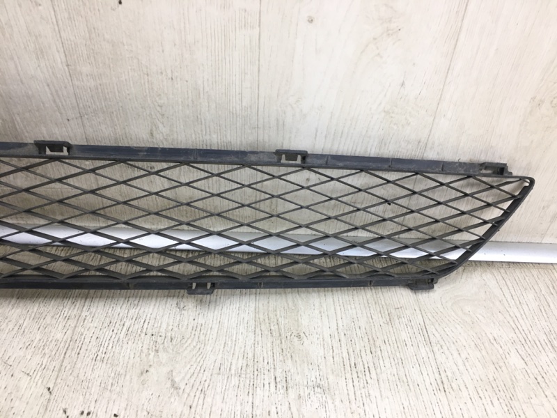 Решетка переднего бампера MAZDA 6 GG 02-07