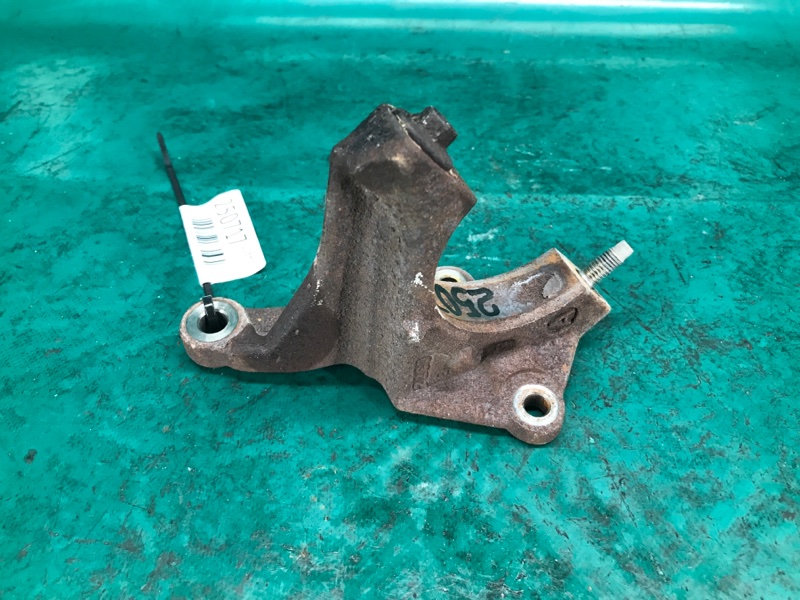 Кронштейн промежуточного вала FIESTA 08-17 2013 Хэтчбек 1.6 XDEZ