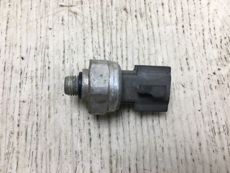 Датчик давления кондиционера SPORTAGE SL 10-18 Внедорожник Датчик давления кондиционера SPORTAGE SL 10-18 Внедорожник