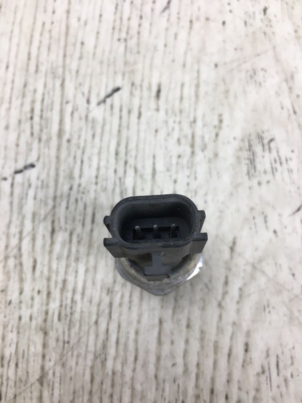 Датчик давления кондиционера SPORTAGE SL 10-18 Внедорожник Датчик давления кондиционера SPORTAGE SL 10-18 Внедорожник