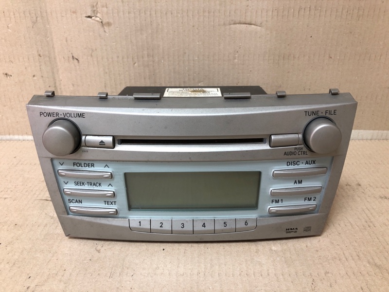 Запчасть магнитола TOYOTA CAMRY 40 06-11 2008 Седан 2.4 2AZFE 86120-06180 Б/У Магнитола TOYOTA CAMRY 40 06-11 2008 Седан 2.4 2AZFE 86120-06180 Б/У