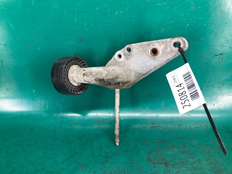 Запчасть кронштейн двигателя FORD EDGE 06-14 2012 Внедорожник 2.0 9G9Z-8678-B Б/У Кронштейн двигателя FORD EDGE 06-14 2012 Внедорожник 2.0 9G9Z-8678-B Б/У