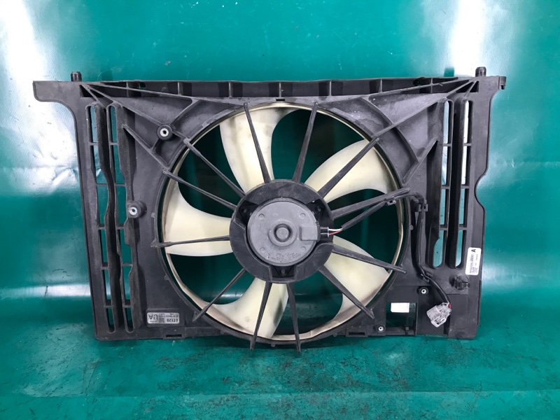 Диффузор вентилятора основного радиатора TOYOTA MATRIX 08-14 Хэтчбек 1.8 2ZRFE