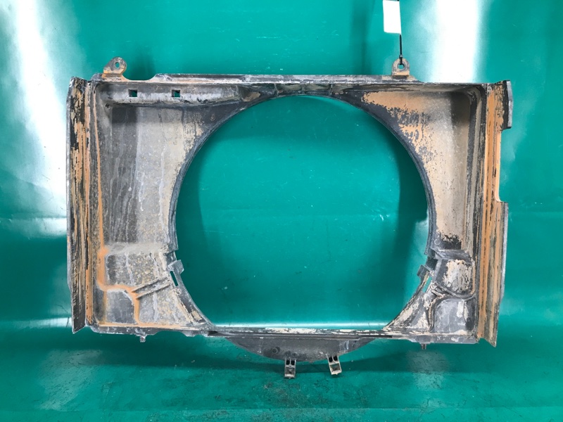 Диффузор вентилятора основного радиатора NISSAN XTERRA 00-05 2003 Внедорожник 3.3 21476-4S110 Б/У