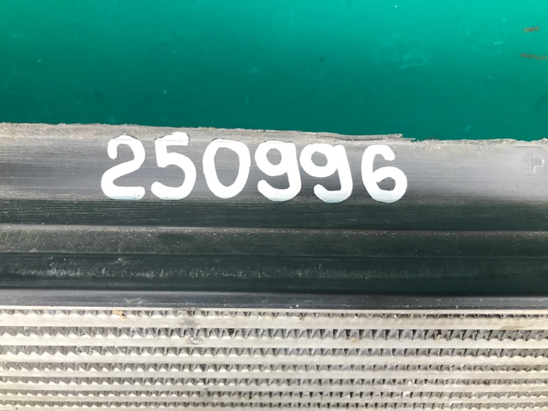 Радиатор интеркулера PASSAT CC 12-18 2014 Седан 2.0 CCTA