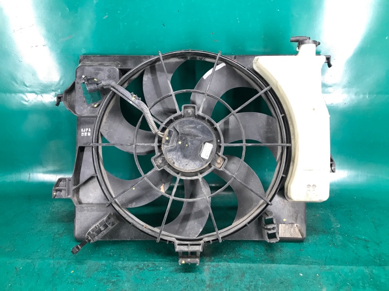 Диффузор вентилятора основного радиатора HYUNDAI ACCENT RB 10- Хетчбек 1.6