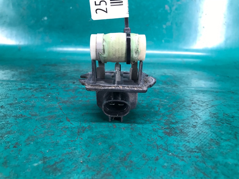 Резистор вентилятора радиатора FORTE/CERATO TD 08-13 2012 Седан G4KD 2.0L Резистор вентилятора радиатора FORTE/CERATO TD 08-13 2012 Седан G4KD 2.0L