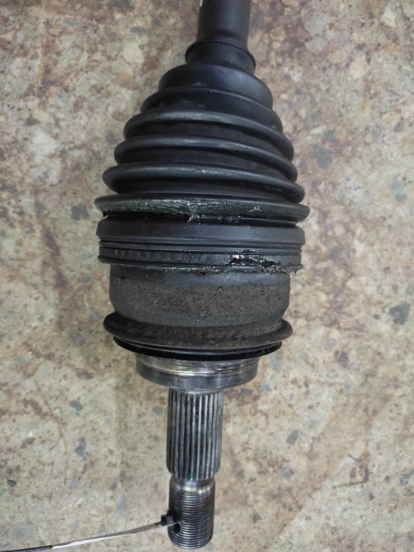 Привод передний правый GX470 02-09