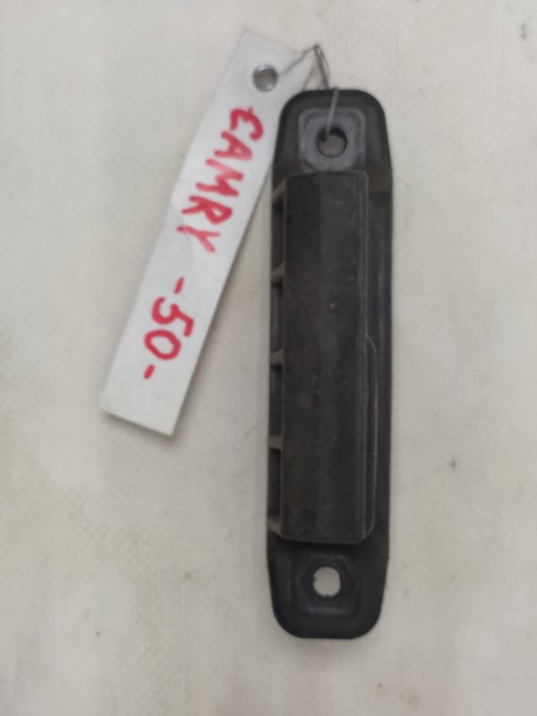 Кнопка открывания багажника наружная CAMRY 50 12-15 Кнопка открывания багажника наружная CAMRY 50 12-15