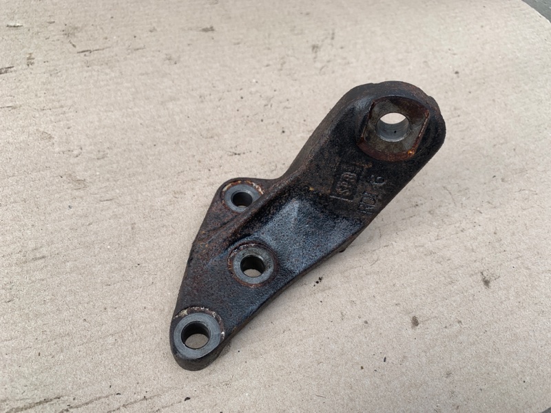 Кронштейн двигателя передний TOYOTA CAMRY 40 06-11 2008 Седан 2.4 2AZFE 12311-0H100 Б/У