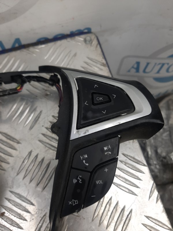 Кнопки на руль FORD FUSION 14- Седан C20EDEF