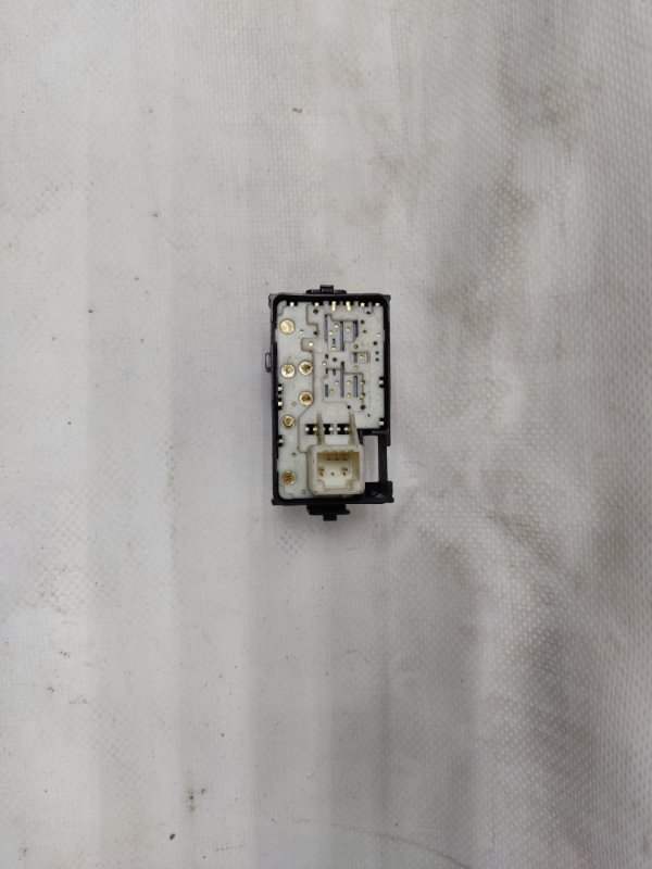 Кнопка стеклоподъемника TOYOTA CAMRY 40 06-11