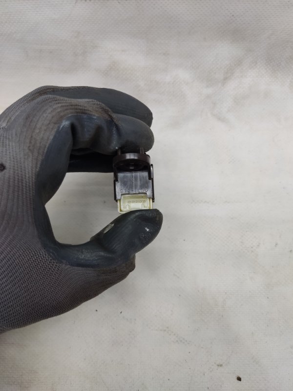 Блок кнопок памяти сидений левый LEXUS GS350 GS300 05-11 Блок кнопок памяти сидений левый LEXUS GS350 GS300 05-11