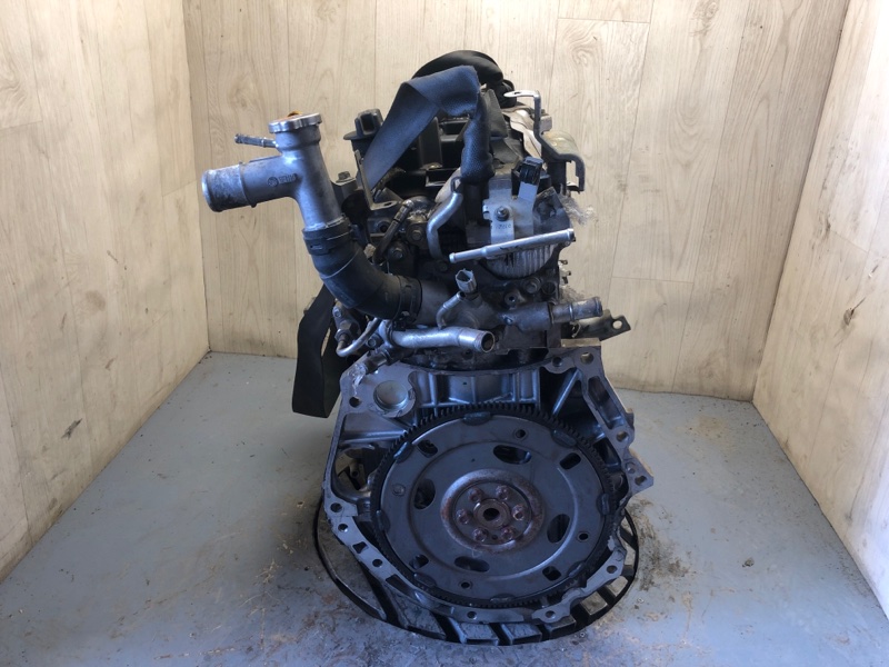 Двигатель бензин JUKE 10-19 2010 F15 1.6 MR16DDT