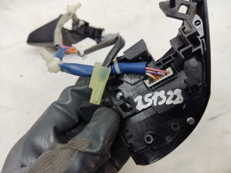 Кнопки на руль CX-5 (KE) 11-17