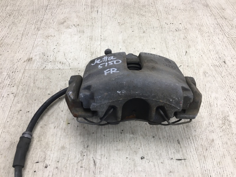 Суппорт тормозной передний правый JETTA USA 10-17 2011 162 2.5 CBUA