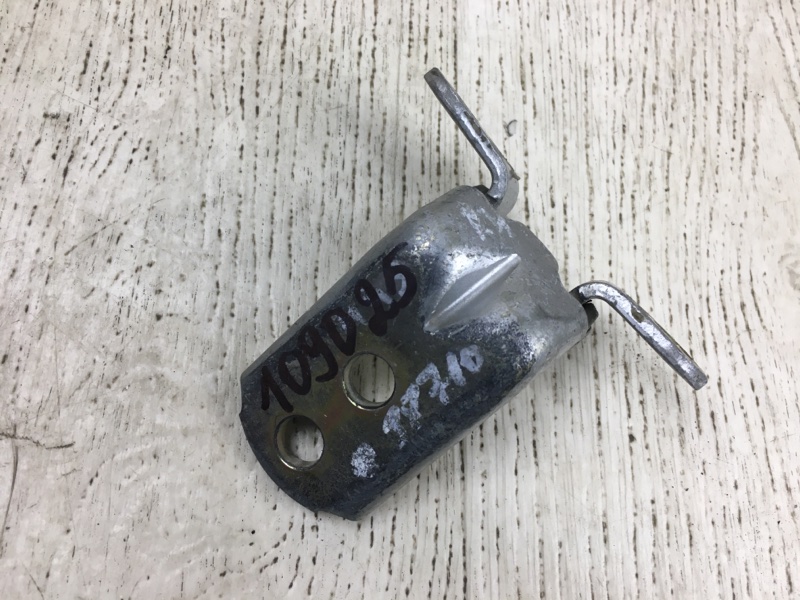 Запчасть петля двери нижняя передняя правая NISSAN MURANO Z50 02-07 Б/У Петля двери нижняя передняя правая NISSAN MURANO Z50 02-07 Б/У