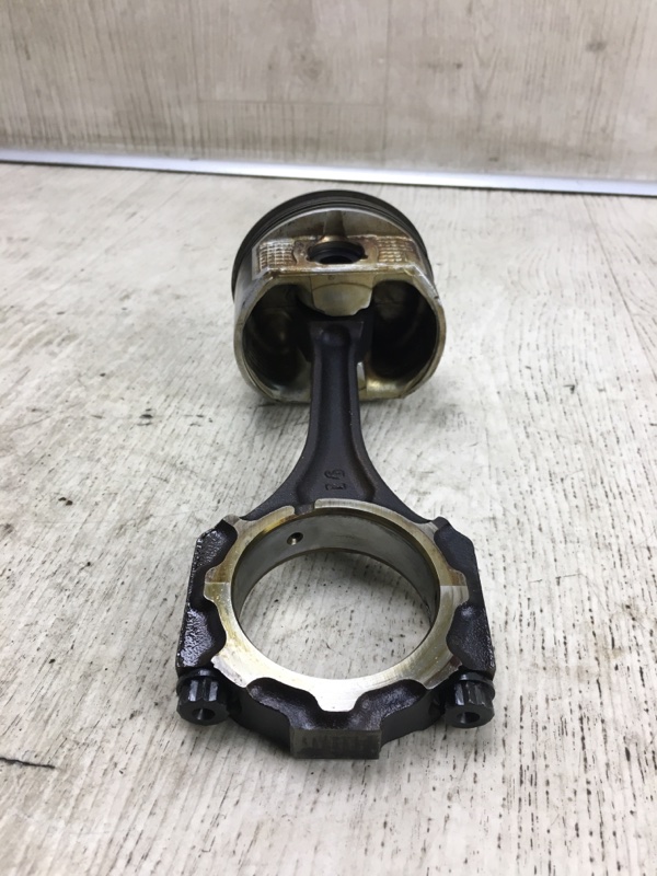 Поршень левый TOYOTA CAMRY 30 02-06 3.0 1MZ-FE
