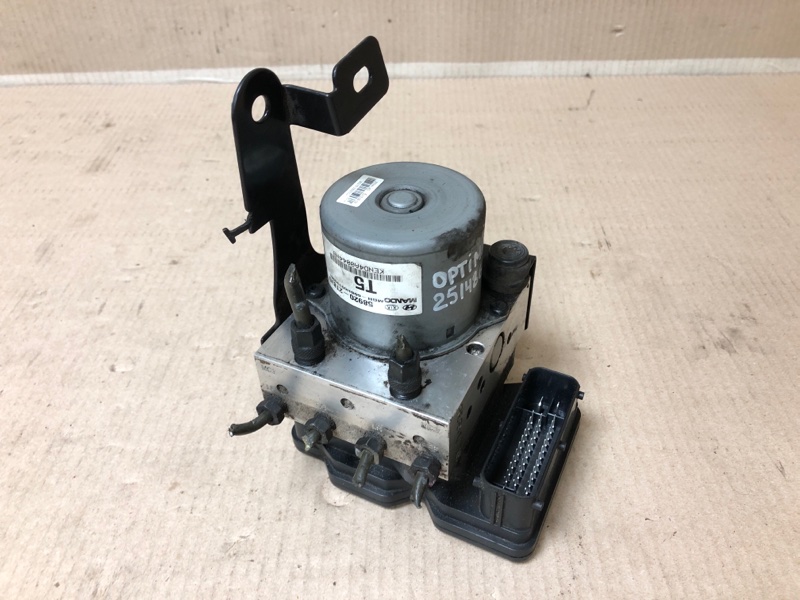 Запчасть блок abs KIA OPTIMA TF 11-16 2015 Седан 2.4 G4KJ 58920-2T870 Б/У Блок ABS KIA OPTIMA TF 11-16 2015 Седан 2.4 G4KJ 58920-2T870 Б/У